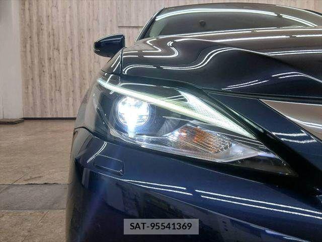 Lexus CT 2018-03 8829928-27
