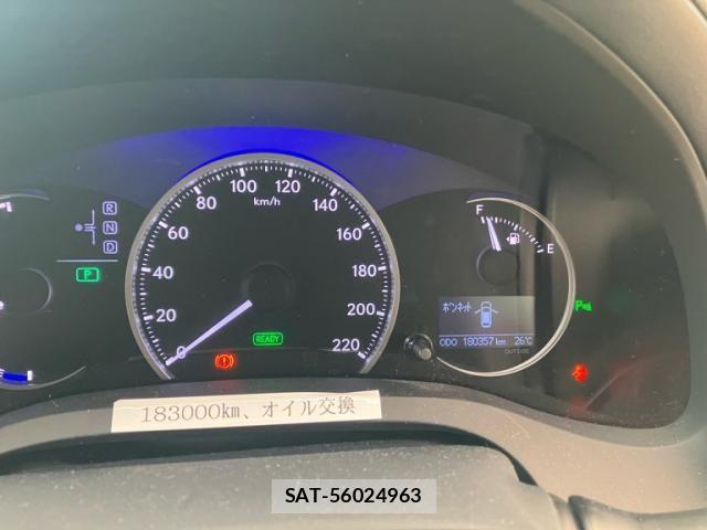 Lexus CT 2012-07 8829931-14