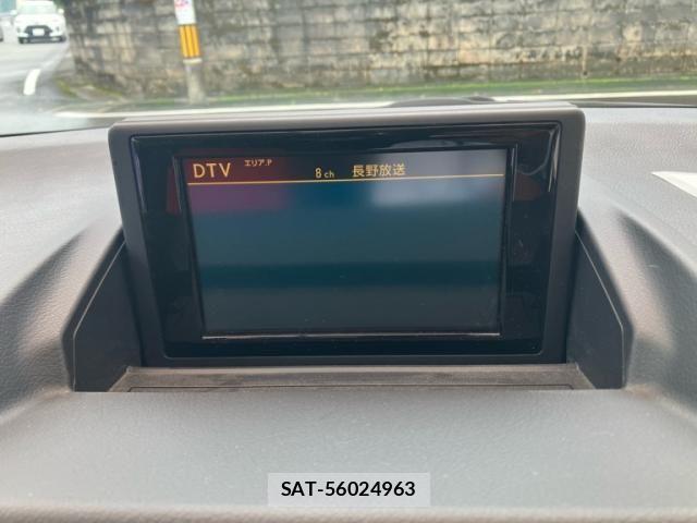 Lexus CT 2012-07 8829931-17