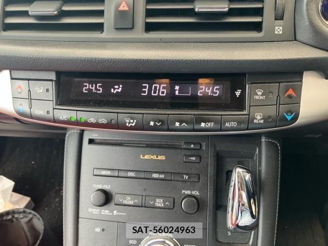 Lexus CT 2012-07 8829931-19
