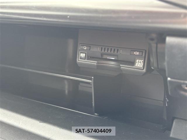 Lexus CT 2017-10 8829919-12