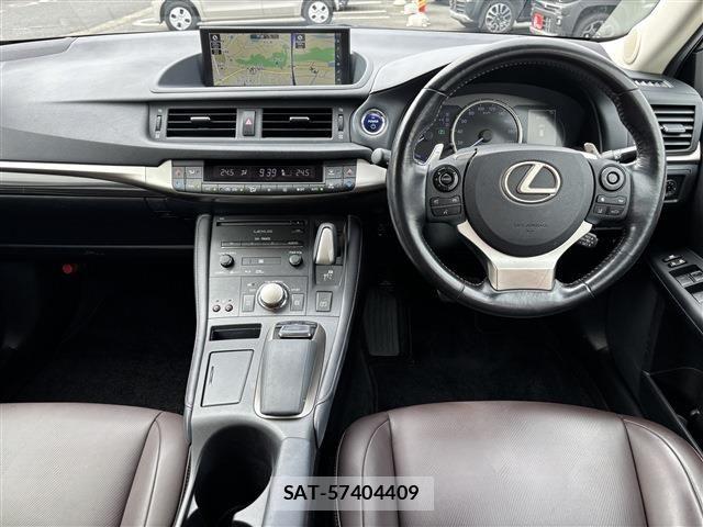 Lexus CT 2017-10 8829919-5