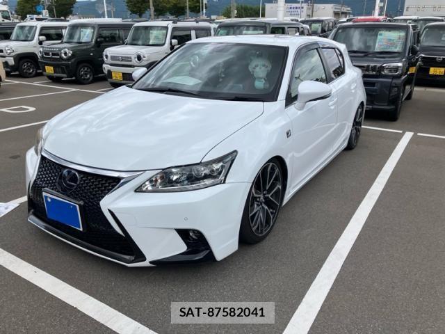 Lexus CT 2015-02 8829920-0
