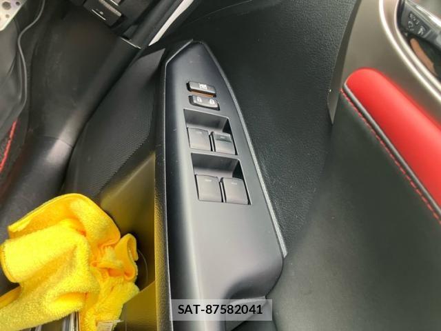 Lexus CT 2015-02 8829920-16