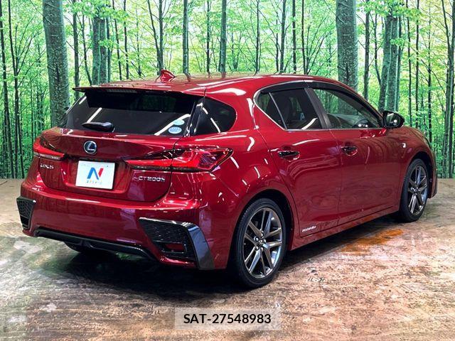 Lexus CT 2019-06 8829914-16