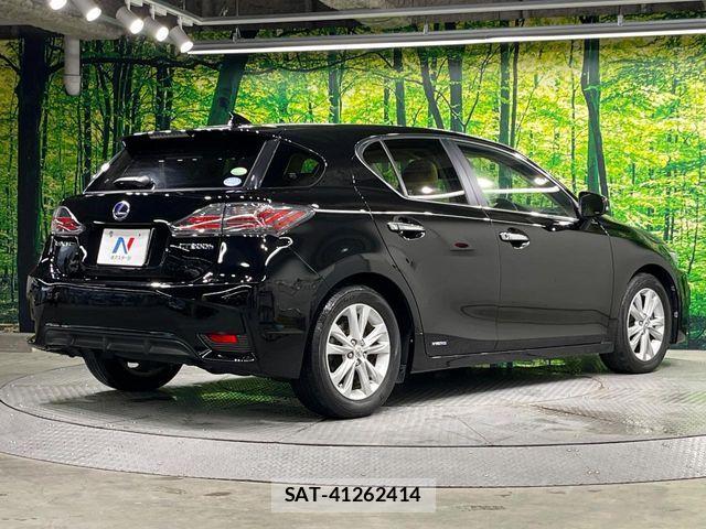 Lexus CT 2014-03 8849562-16