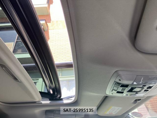 Lexus CT 2013-04 8849564-14