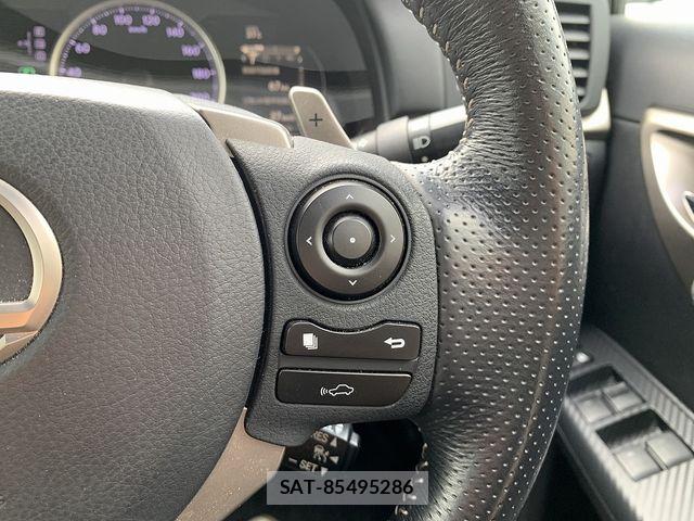 Lexus CT 2015-11 8849563-9