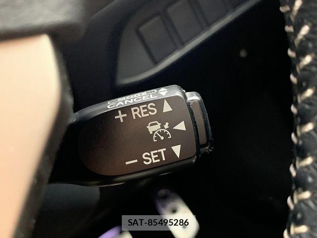 Lexus CT 2015-11 8849563-10