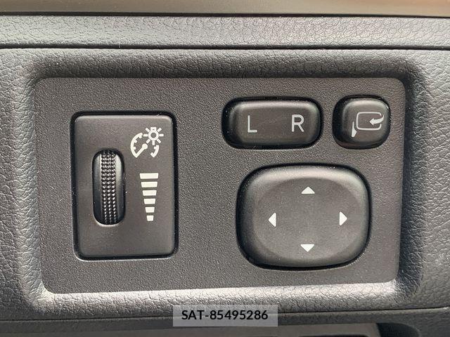 Lexus CT 2015-11 8849563-11