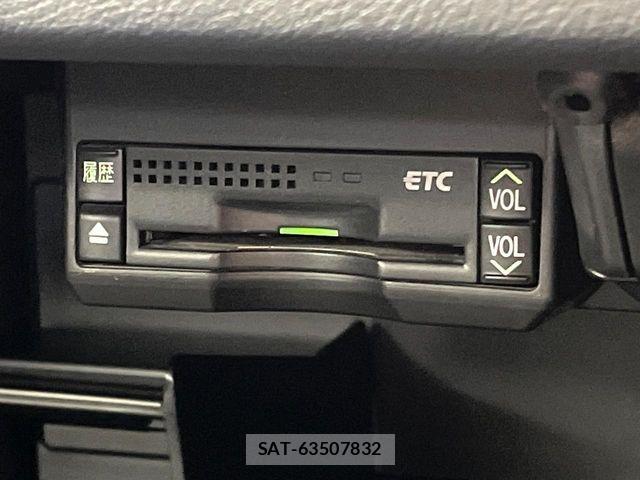 Lexus CT 2011-01 8871332-6