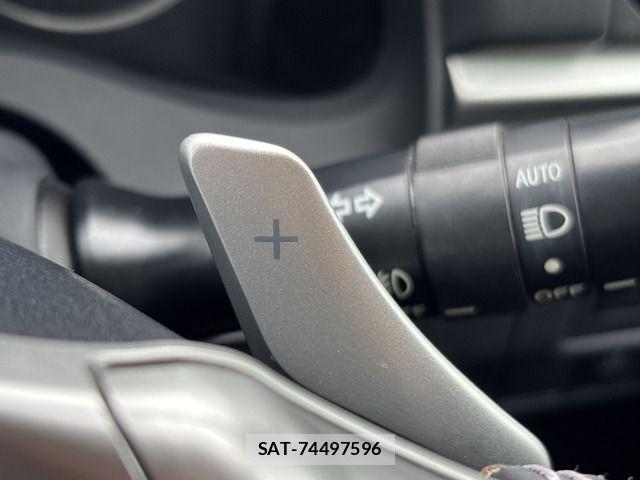 Lexus CT 2011-03 8880467-4