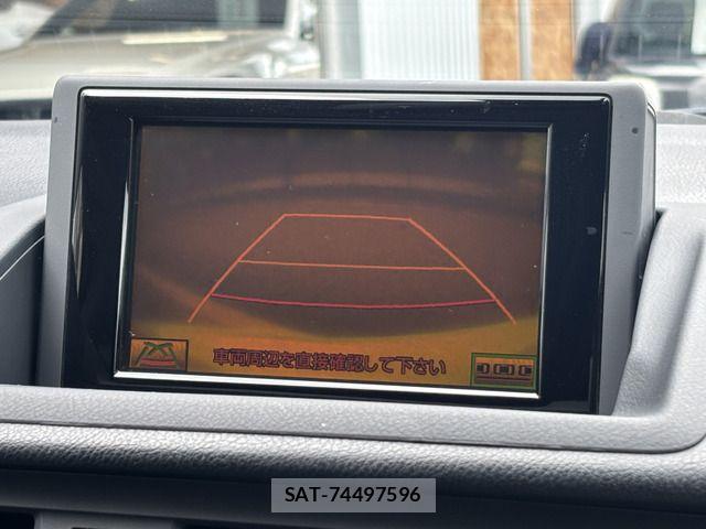 Lexus CT 2011-03 8880467-6