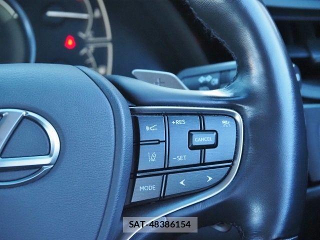 Lexus ES 2022-03 662812-17