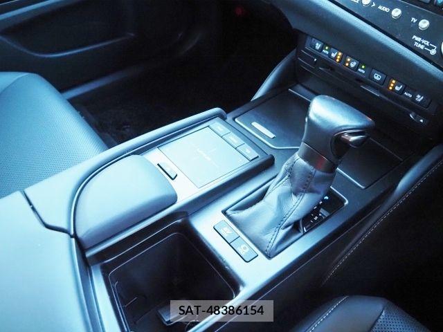 Lexus ES 2022-03 662812-26