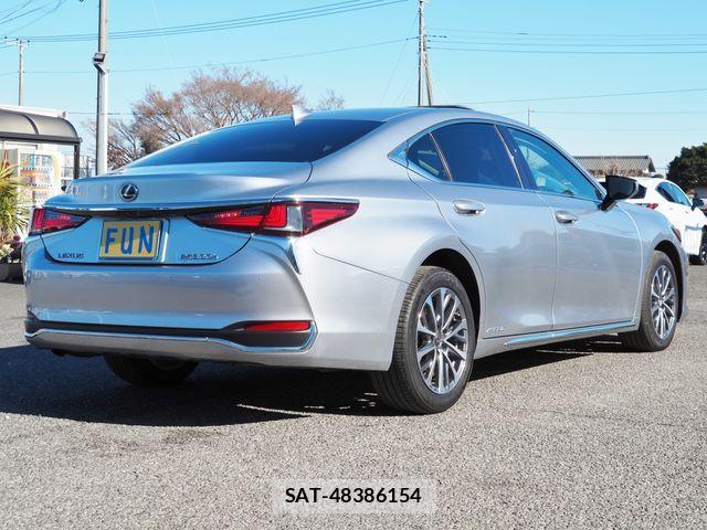Lexus ES 2022-03 662812-4