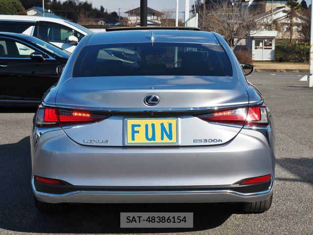 Lexus ES 2022-03 662812-6