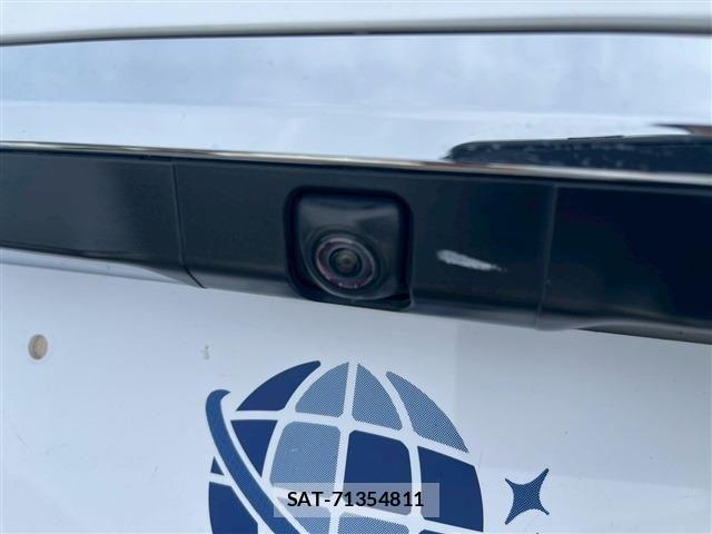 Lexus ES 2020-03 883602-15