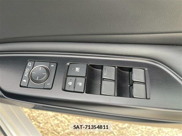 Lexus ES 2020-03 883602-24