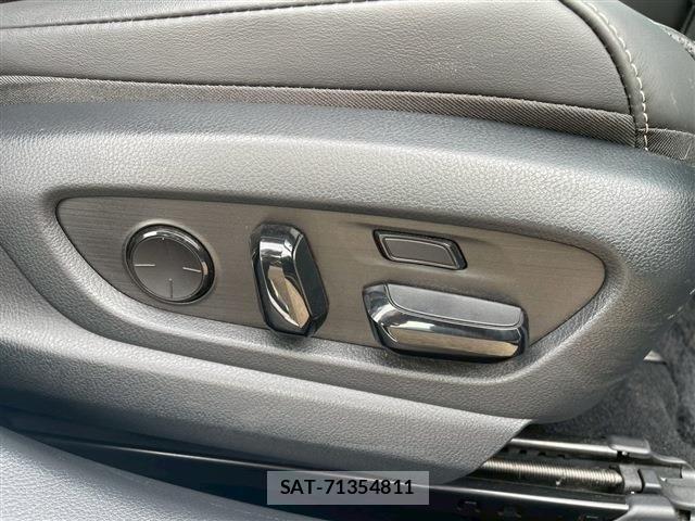 Lexus ES 2020-03 883602-26