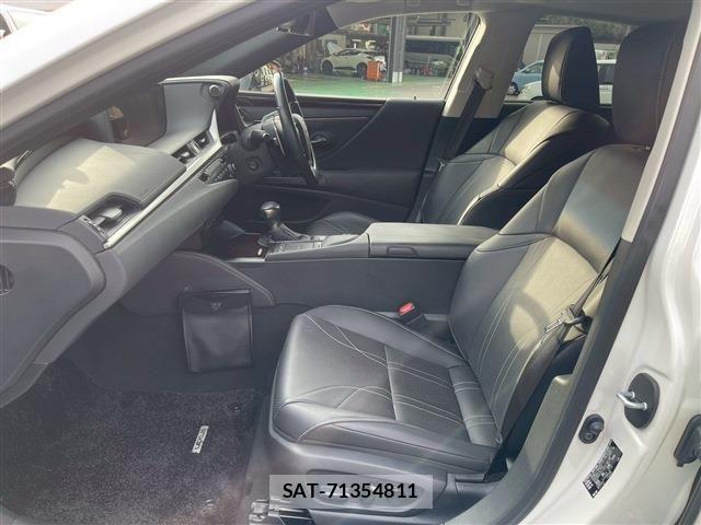 Lexus ES 2020-03 883602-2