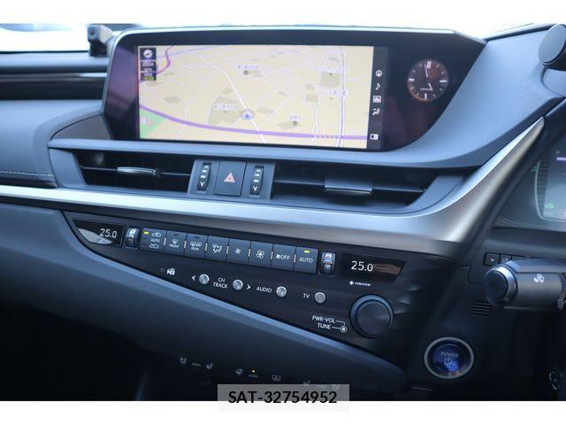Lexus ES 2019-01 895120-13