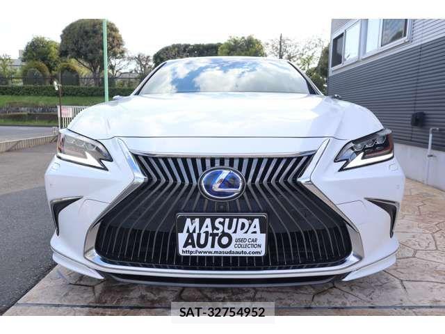 Lexus ES 2019-01 895120-1