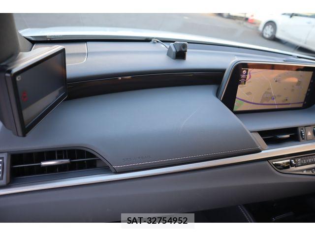 Lexus ES 2019-01 895120-20