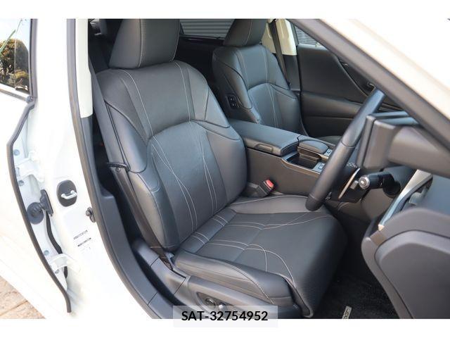 Lexus ES 2019-01 895120-8