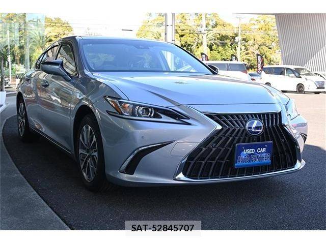 Lexus ES 2022-03 1661426-6