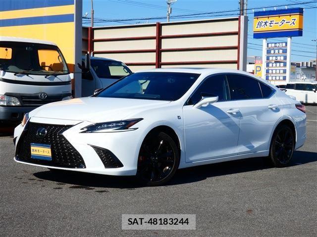 Lexus ES 2023-10 1744576-0