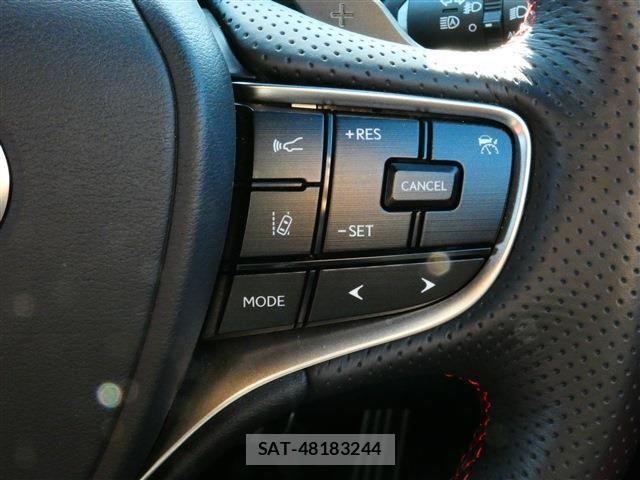 Lexus ES 2023-10 1744576-13