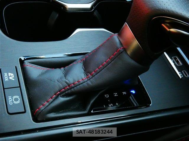 Lexus ES 2023-10 1744576-6