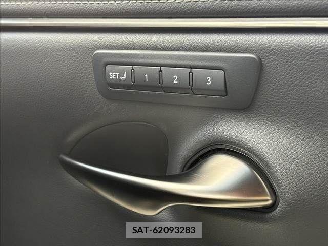 Lexus ES 2021-08 2081714-23