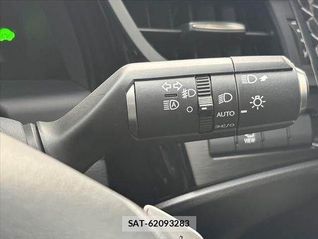 Lexus ES 2021-08 2081714-28