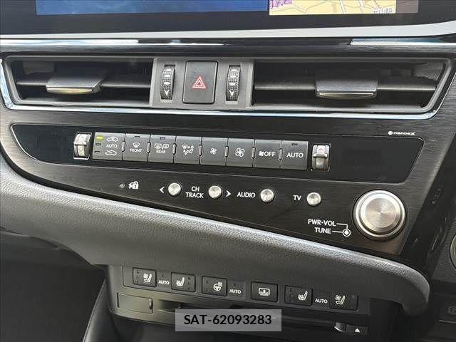 Lexus ES 2021-08 2081714-29