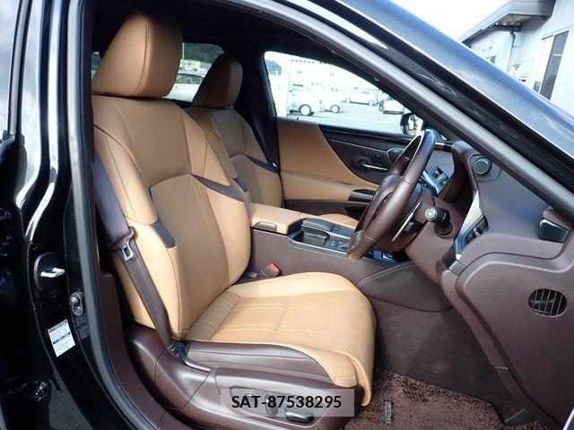 Lexus ES 2020-10 2350482-18