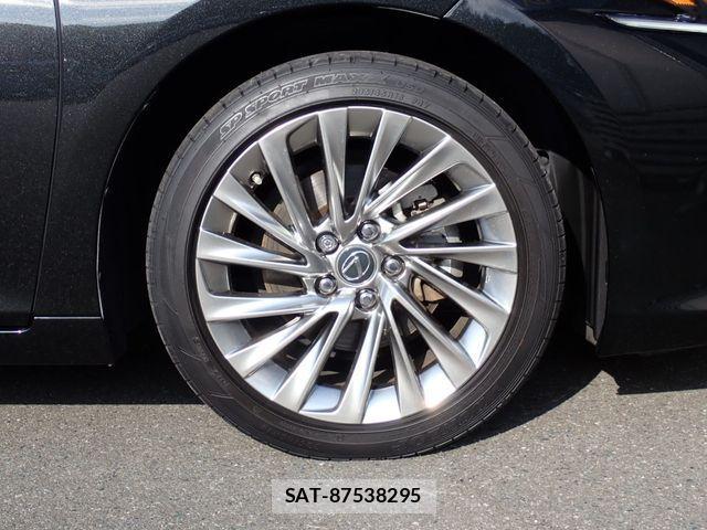Lexus ES 2020-10 2350482-28
