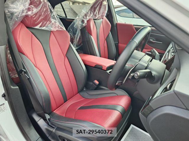Lexus ES 2021-10 2962767-11