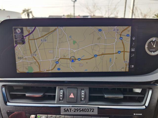 Lexus ES 2021-10 2962767-15