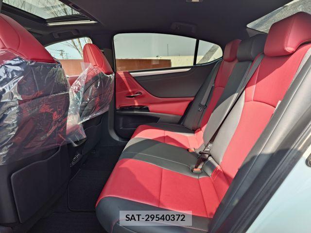 Lexus ES 2021-10 2962767-23