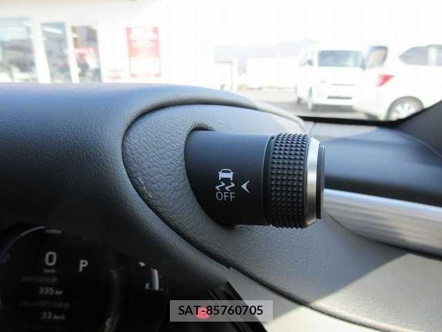 Lexus ES 2023-04 3674368-10