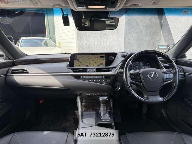Lexus ES 2019-01 3771310-4