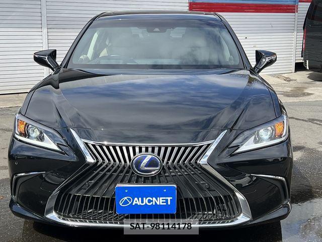 Lexus ES 2021-01 3771320-1
