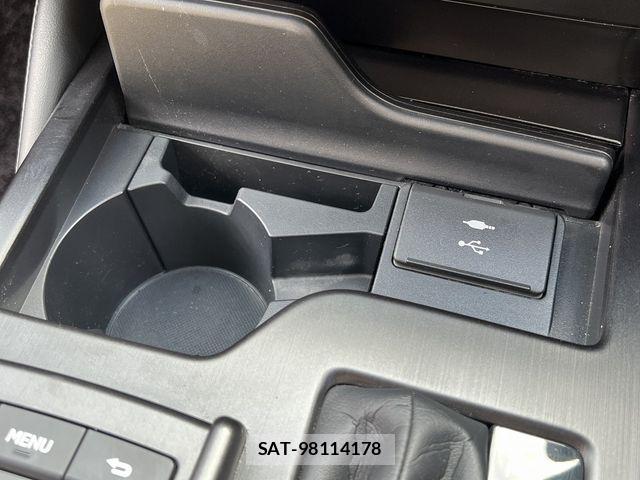 Lexus ES 2021-01 3771320-24