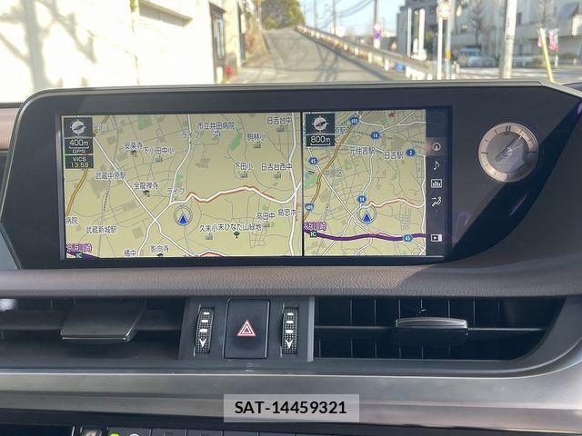 Lexus ES 2021-04 3833270-13