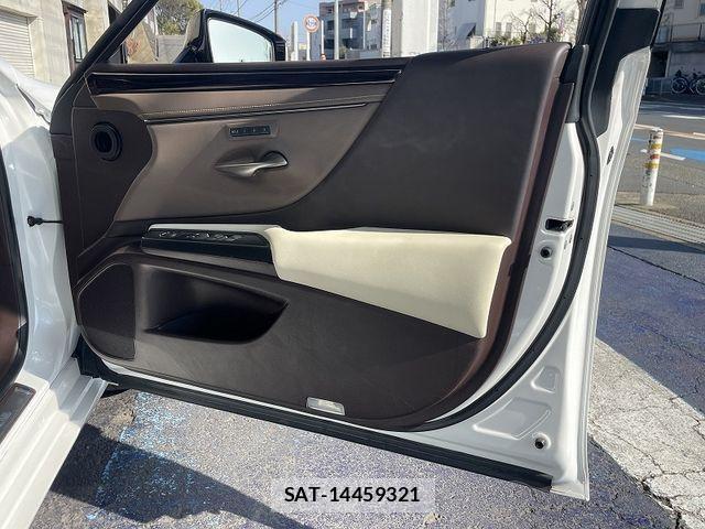 Lexus ES 2021-04 3833270-18