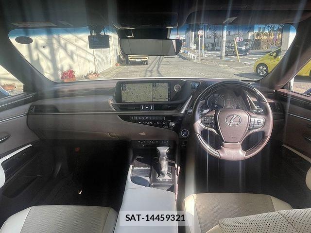 Lexus ES 2021-04 3833270-1