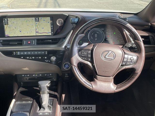 Lexus ES 2021-04 3833270-8