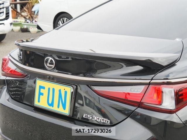 Lexus ES 2025-03 4044502-28